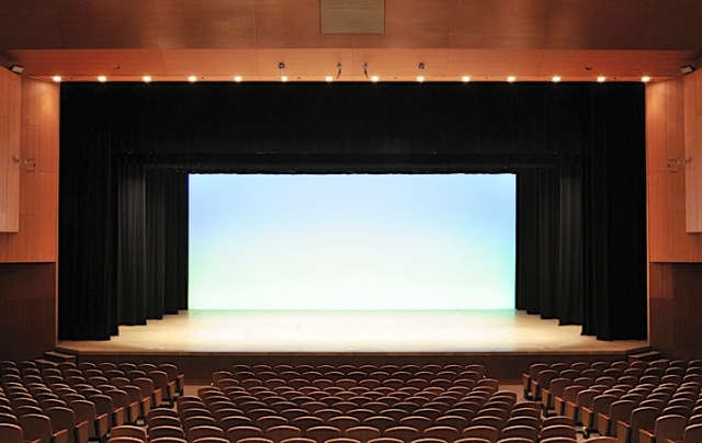 Middle Hall Stage image